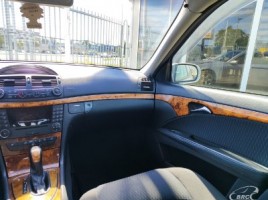 Mercedes-Benz E270 | 4