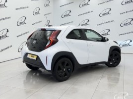 Toyota Aygo, 1.0 l., cross-country | 1