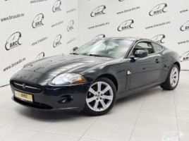 Jaguar XK kupė