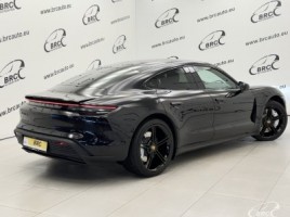 Porsche Taycan, Седан | 1