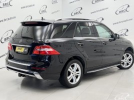 Mercedes-Benz ML350 | 1
