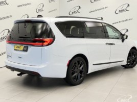 Chrysler Pacifica | 1