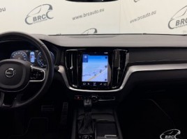 Volvo S60, 2.0 l., sedanas | 2