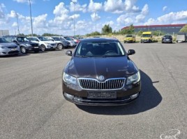 Skoda Superb sedanas