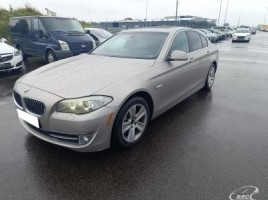 BMW 528 sedanas