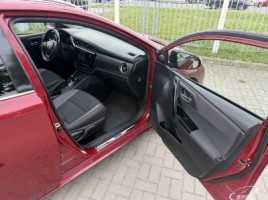 Toyota Auris, 1.8 l., Универсал | 2