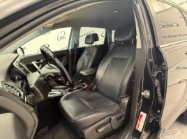 Chevrolet Captiva, 2.2 l., Внедорожник | 3