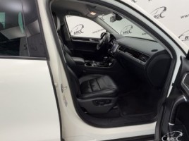 Volkswagen Touareg, 3.0 l., Внедорожник | 3