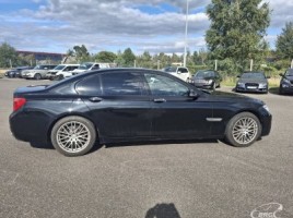 BMW 740 | 4