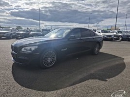 BMW 740, 3.0 l., saloon | 2
