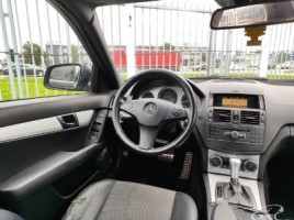 Mercedes-Benz C320 | 2