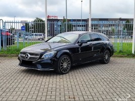 Mercedes-Benz CLS350 universalas