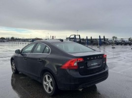 Volvo S60 | 4