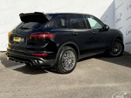 Porsche Cayenne | 1