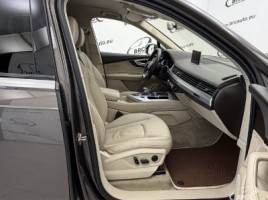 Audi Q7 | 3