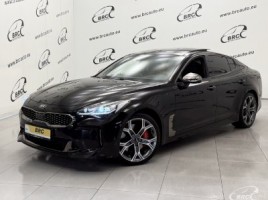Kia Stinger седан