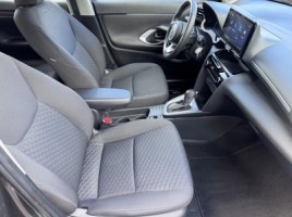 Toyota Yaris, 1.5 l., cross-country | 4