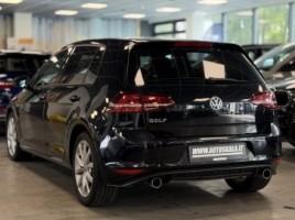 Volkswagen Golf | 3