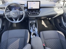 Toyota Corolla | 4