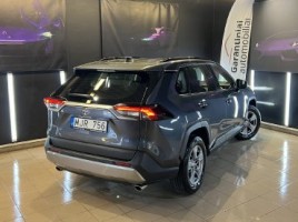Toyota RAV4 | 1