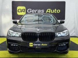 BMW 740 | 1
