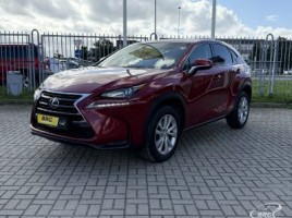 Lexus NX 300h cross-country