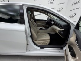 Toyota Camry | 3