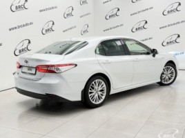 Toyota Camry | 1
