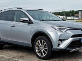 Toyota RAV4 | 4