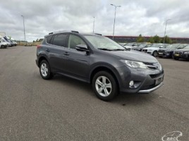 Toyota RAV4 cross-country