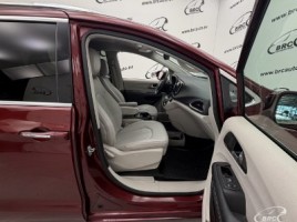 Chrysler Pacifica | 3