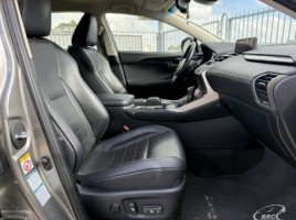 Lexus NX 300h | 4