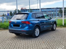 Volkswagen Tiguan | 1