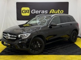 Mercedes-Benz GLC300