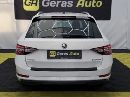 Skoda Superb, universalas | 4