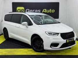 Chrysler Pacifica | 2