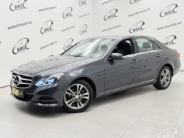 Mercedes-Benz E200 седан