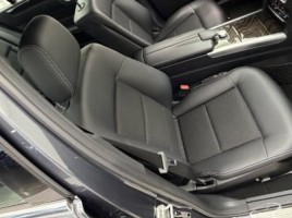 Mercedes-Benz E200 | 4