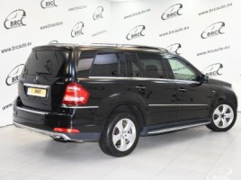 Mercedes-Benz GL350 | 1