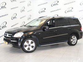 Mercedes-Benz GL350 внедорожник
