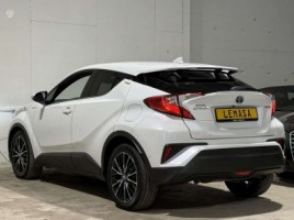 Toyota C-HR, Внедорожник | 1