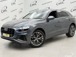 Audi Q8 cross-country