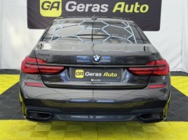 BMW 740 | 4