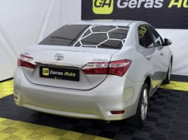 Toyota Corolla | 3