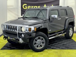 Hummer H3