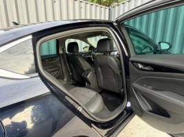Opel Insignia, 1.6 l., saloon | 4