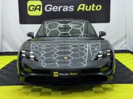 Porsche Taycan | 1