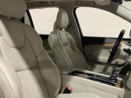 Volvo XC90 | 3