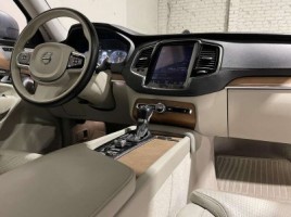 Volvo XC90 | 4
