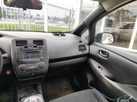 Nissan Leaf, hatchback | 4